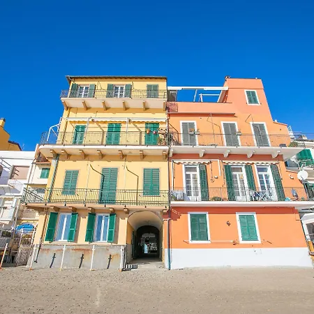 La Casa Sulla * Alassio